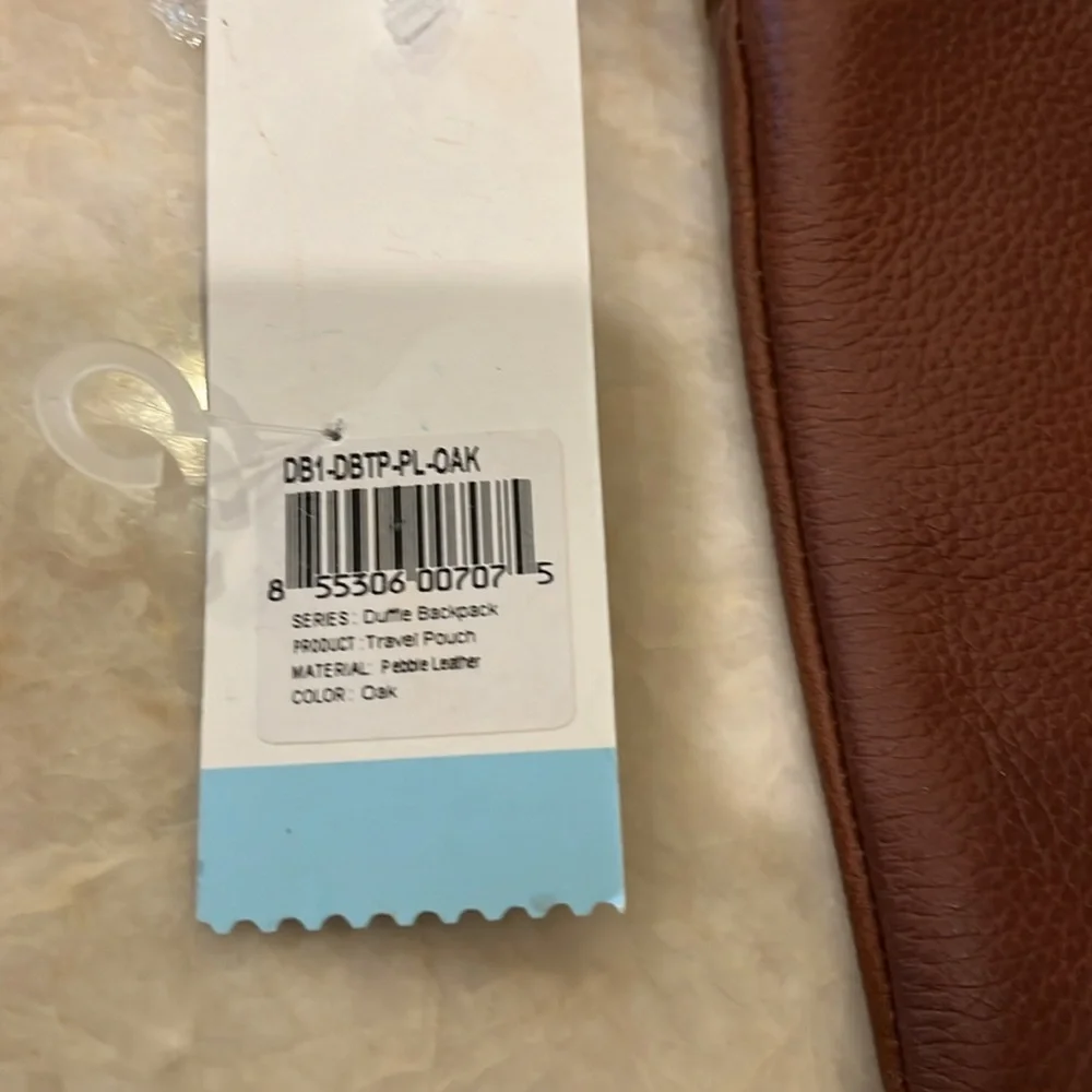 SALE! NWT Wool & Oak Premium Leather Hoods - pebble choc brown leather wristlet - Picture 6 of 9